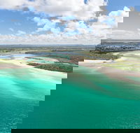 Deluxe Seaplane Tour Noosa to Glasshouse Adventure for 2 with Photobook - Tourism Brisbane