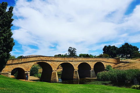 Tasmania 4 Day East Coast + Launceston - Tourism Brisbane 4