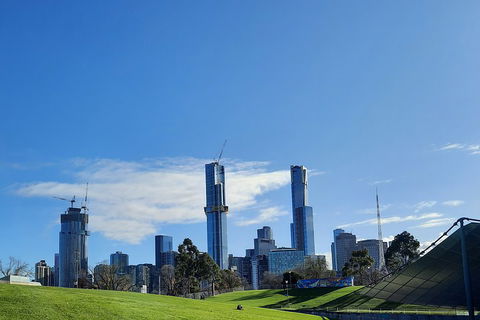 Guided Walking Tour Of Melbourne Yarra River - Tourism Brisbane 2
