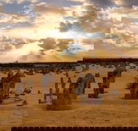Pinnacle Desert Sunset and Night-time Stargazing Tour from Perth - Tourism Brisbane