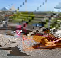 8-Hour Deluxe FoodDrink Tour in the Breathtaking Yarra Valley - Tourism Brisbane
