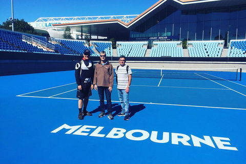 Melbourne Sports Walking Tour - Tourism Brisbane 1