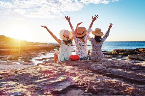 4-Day Coastal Loop Via Monkey Mia Wild Dolphins Kalbarri Pinnacles Perth Return - Tourism Brisbane 4