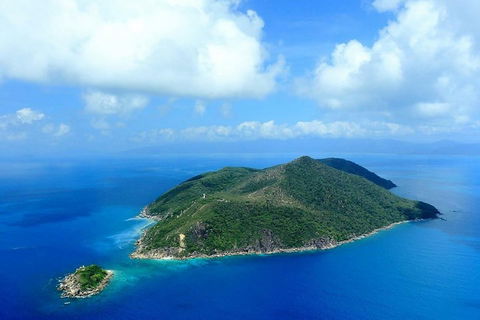 The Whitsunday Express Scenic Flight - 25 Minutes - Tourism Brisbane 3