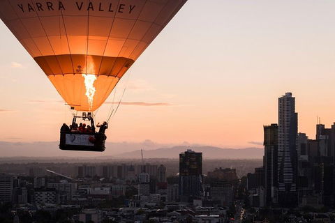 Melbourne Balloon Flight At Sunrise - Tourism Brisbane 5