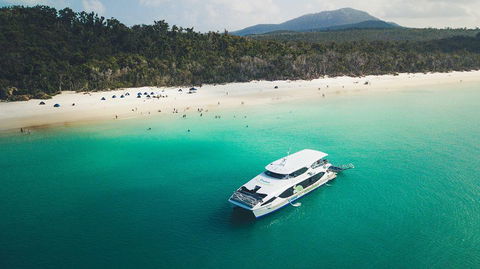 Whitehaven Beach And Daydream Island Cruise - Tourism Brisbane 1