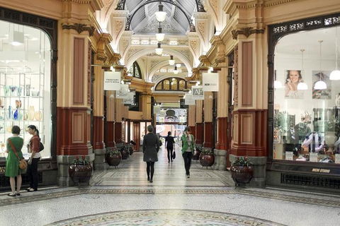 Small-Group Melbourne Sightseeing Tour - Tourism Brisbane 2